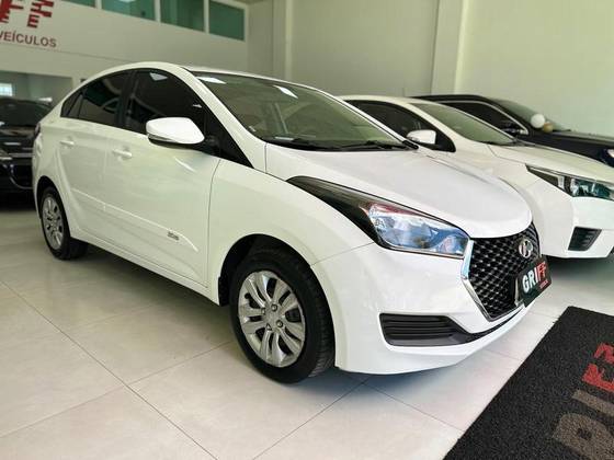 HYUNDAI HB20S 1.6 COMFORT PLUS 16V FLEX 4P AUTOMÁTICO HYUNDAI HB20S 1.6 COMFORT PLUS 16V FLEX 4P AUTOMÁTICO